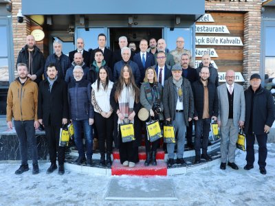 BAYBURT GAZETECİLER CEMİYETİ'NDEN 10 OCAK ÇALIŞAN GAZETECİLER GÜNÜ KUTLAMASI  