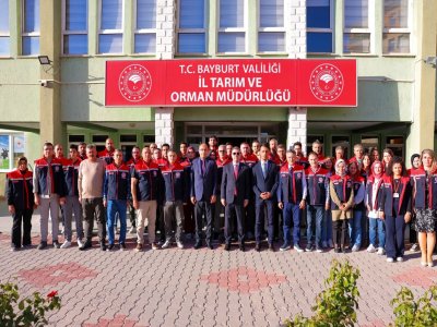 Bayburt Valisi Mustafa Eldivan’dan İl Tarım ve Orman Müdürü Ebubekir Köse’ye Hayırlı Olsun Ziyareti