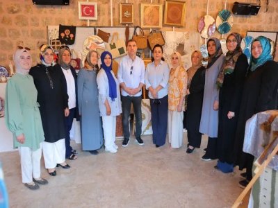 Vali Eldivan ve Hanımefendi Meltem Eldivan’dan Arasta Bayburt’a Ziyaret