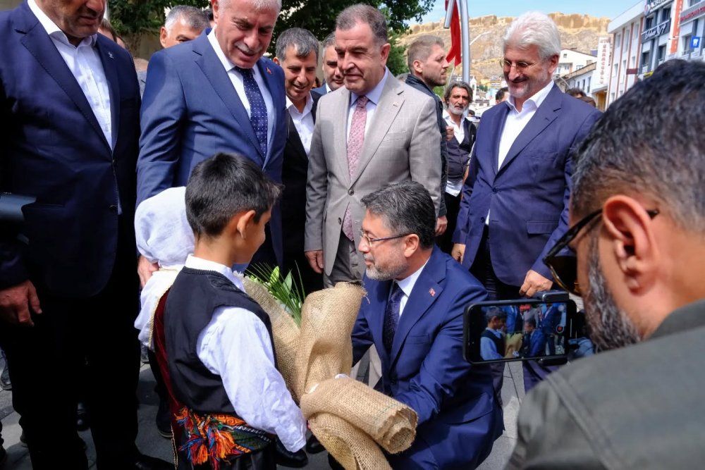 Tarım ve Orman Bakanı İbrahim Yumaklı Bayburt’ta