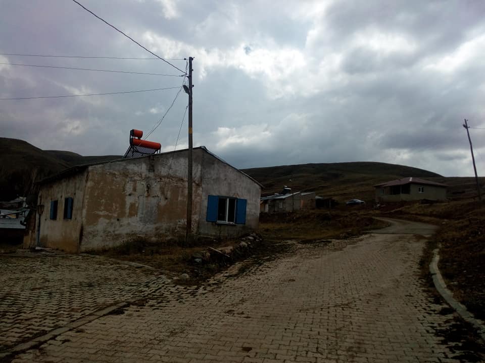 Damlıca Köyü (Gülari Hayık)