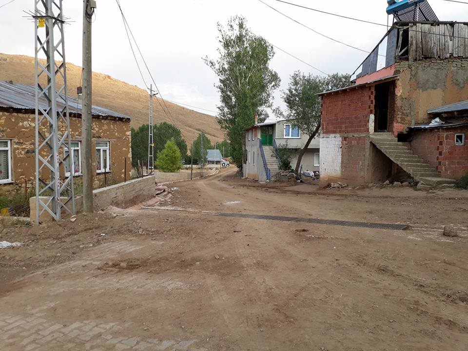 Devetaşı Köyü (İşhonsor)