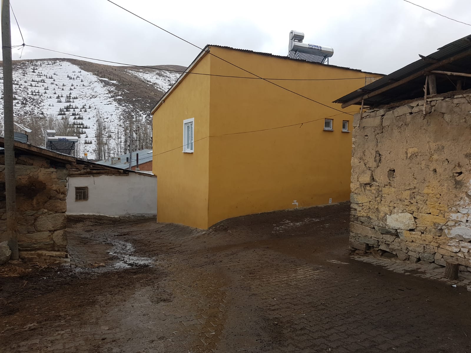 Devetaşı Köyü (İşhonsor)