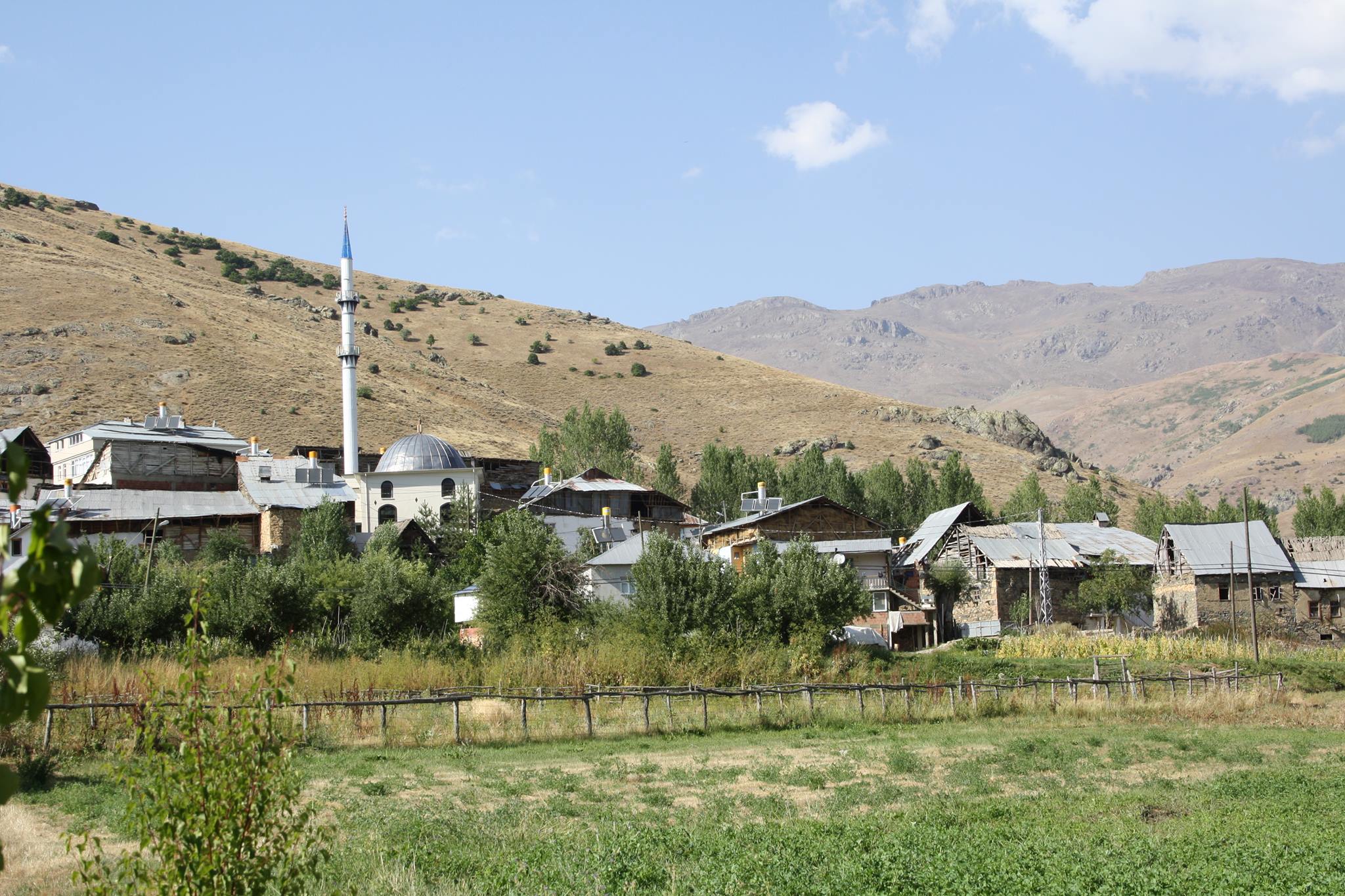 Koçbayır Köyü (Pörge)