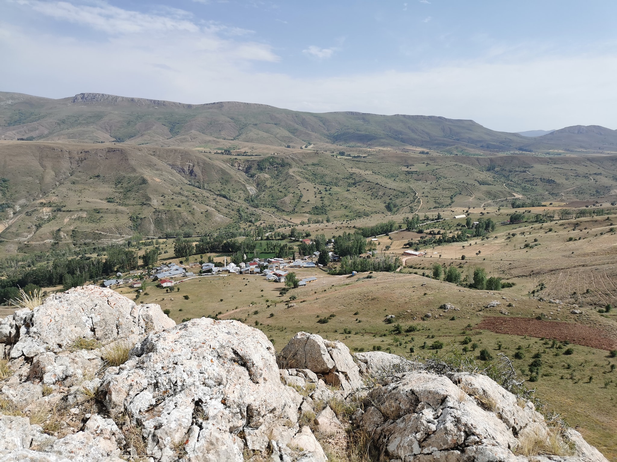 Kurbanpınar Köyü (Hopur)