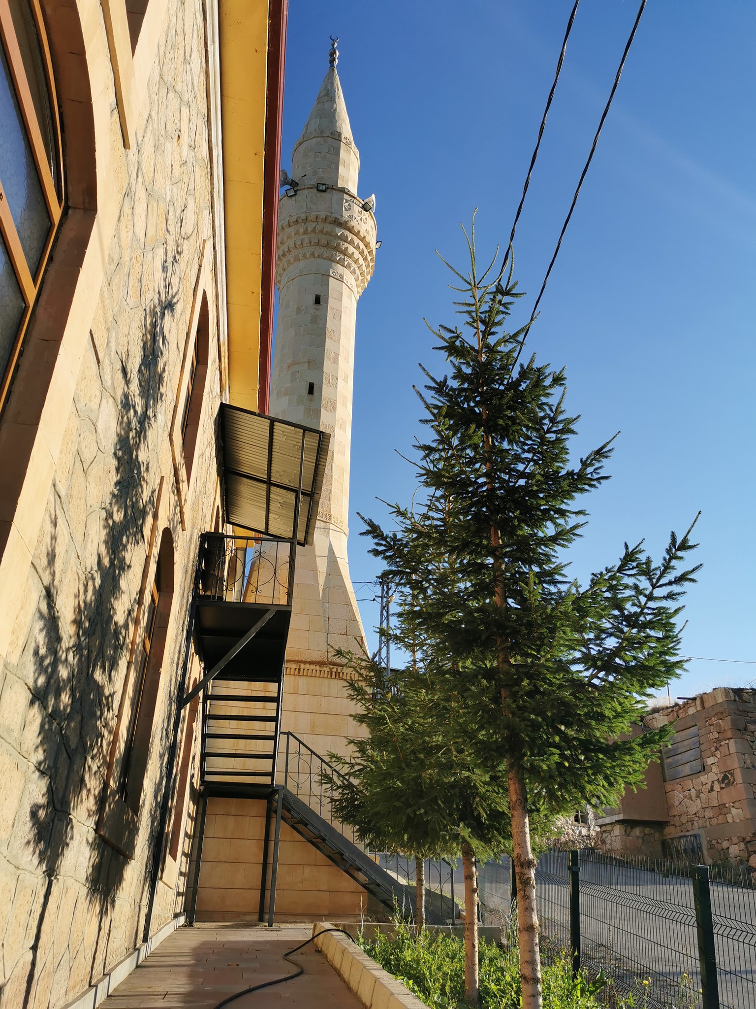 Kurbanpınar Köyü (Hopur)