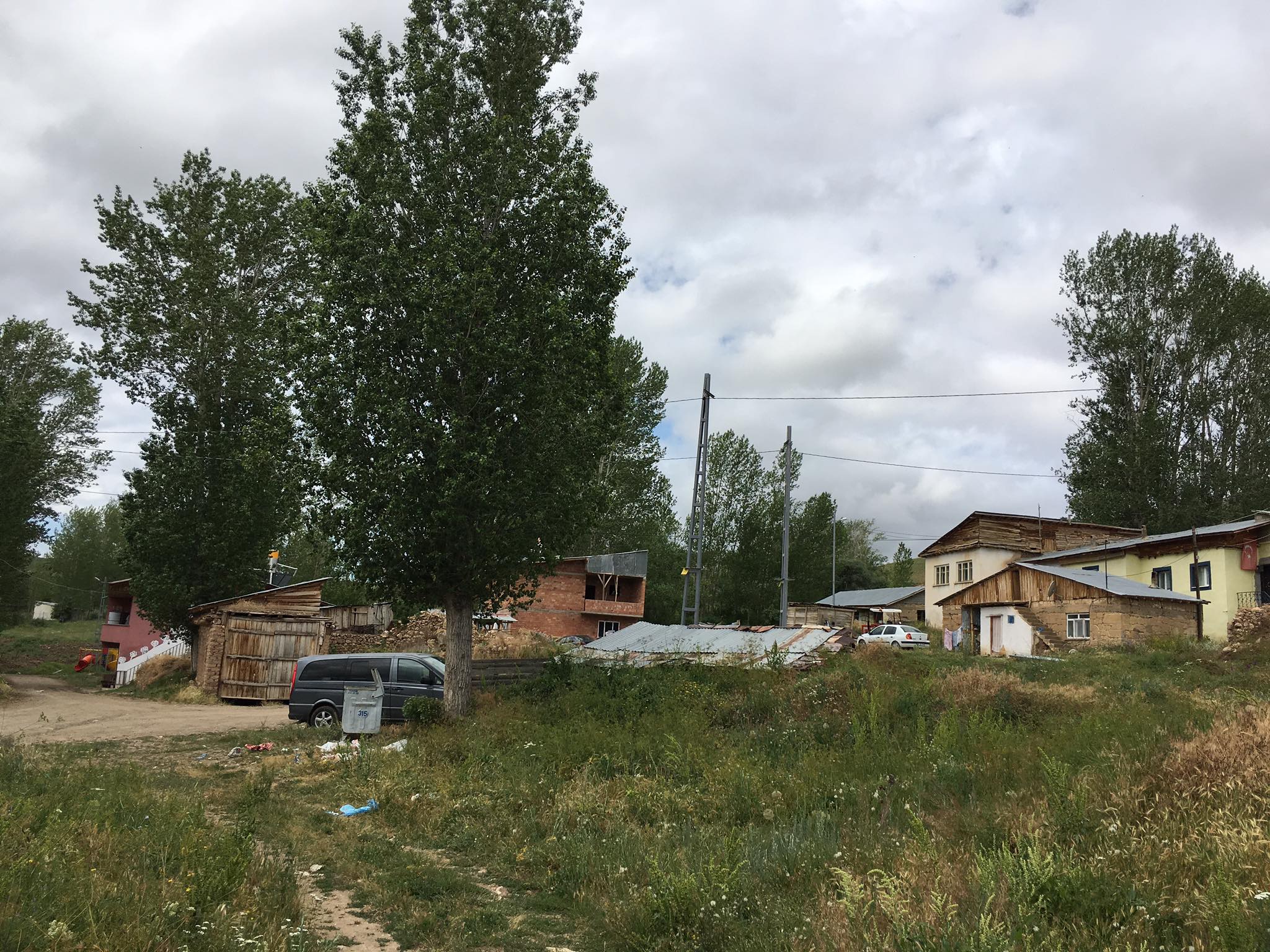 Kurbanpınar Köyü (Hopur)