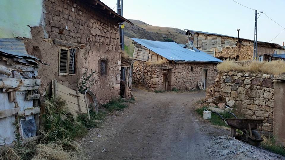 Kurbanpınar Köyü (Hopur)