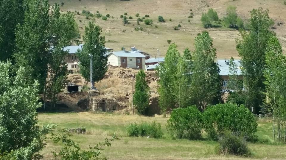 Kurbanpınar Köyü (Hopur)