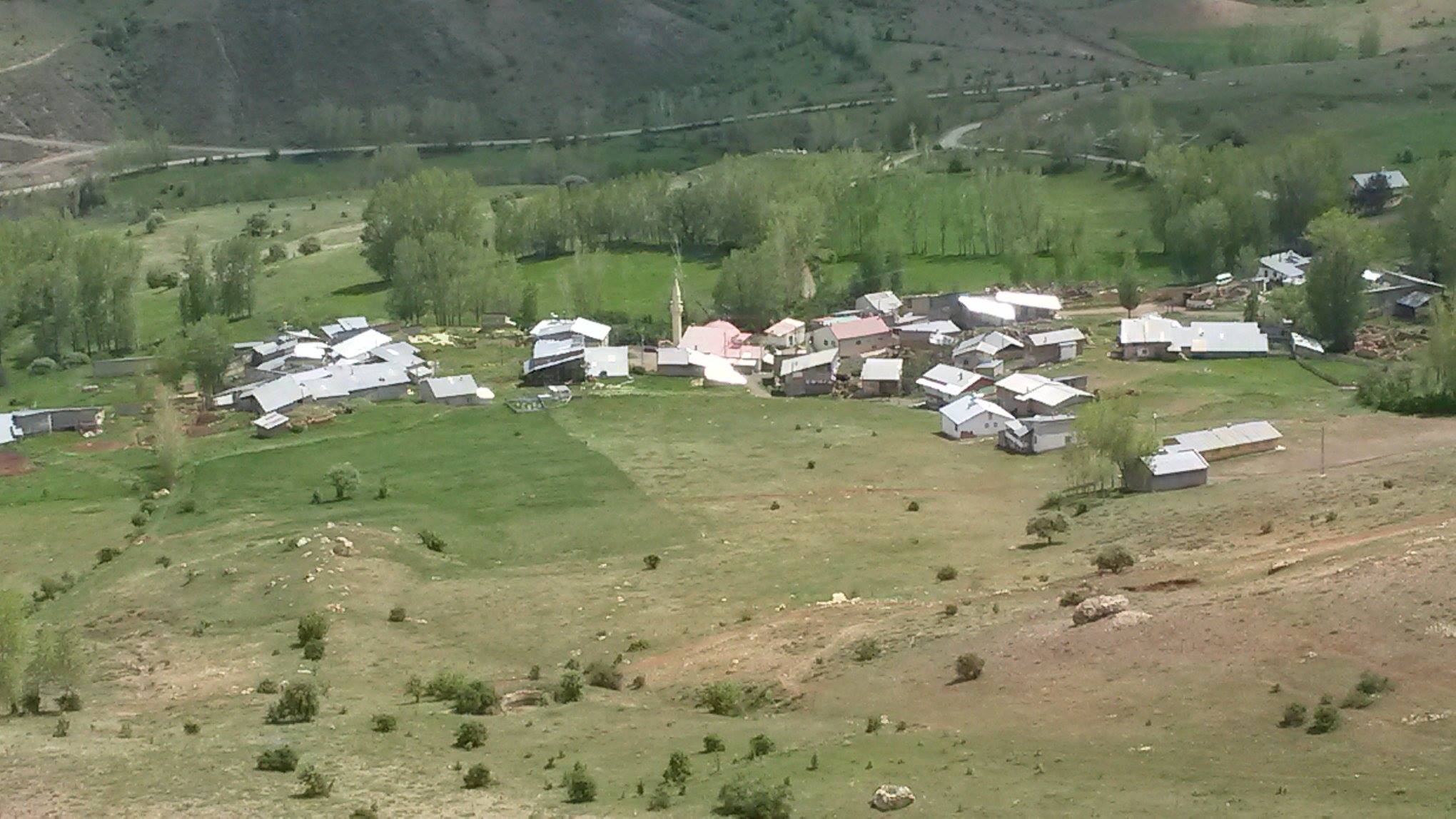 Kurbanpınar Köyü (Hopur)