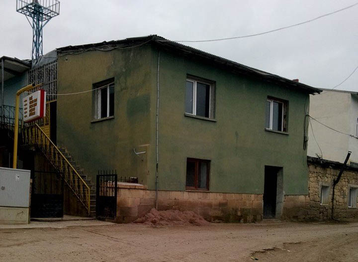 Mutlu Köyü (Varıjna)
