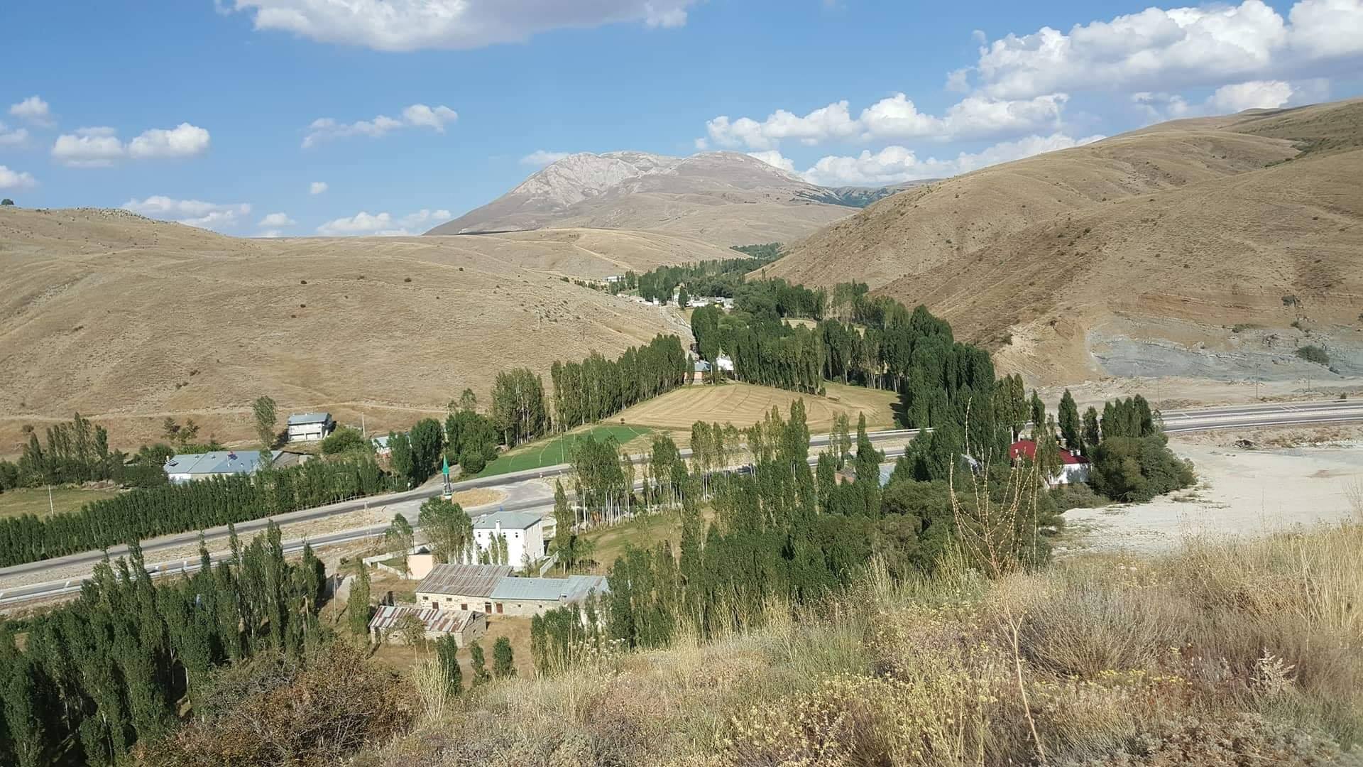 Örence Köyü (Everek)