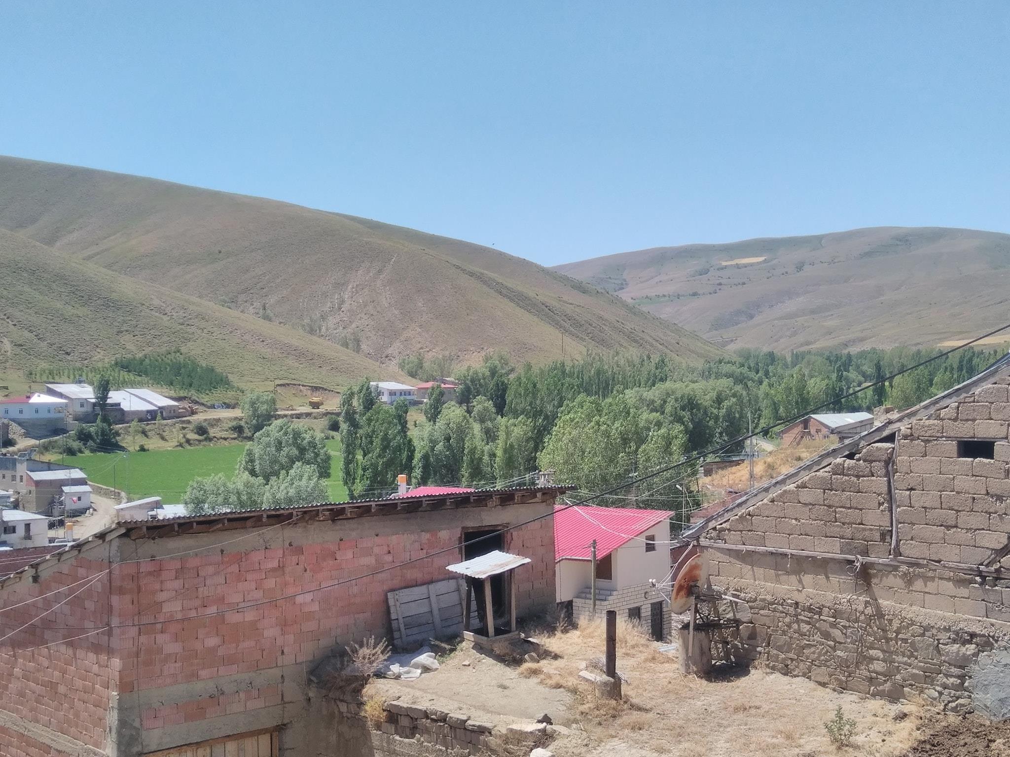 Örence Köyü (Everek)