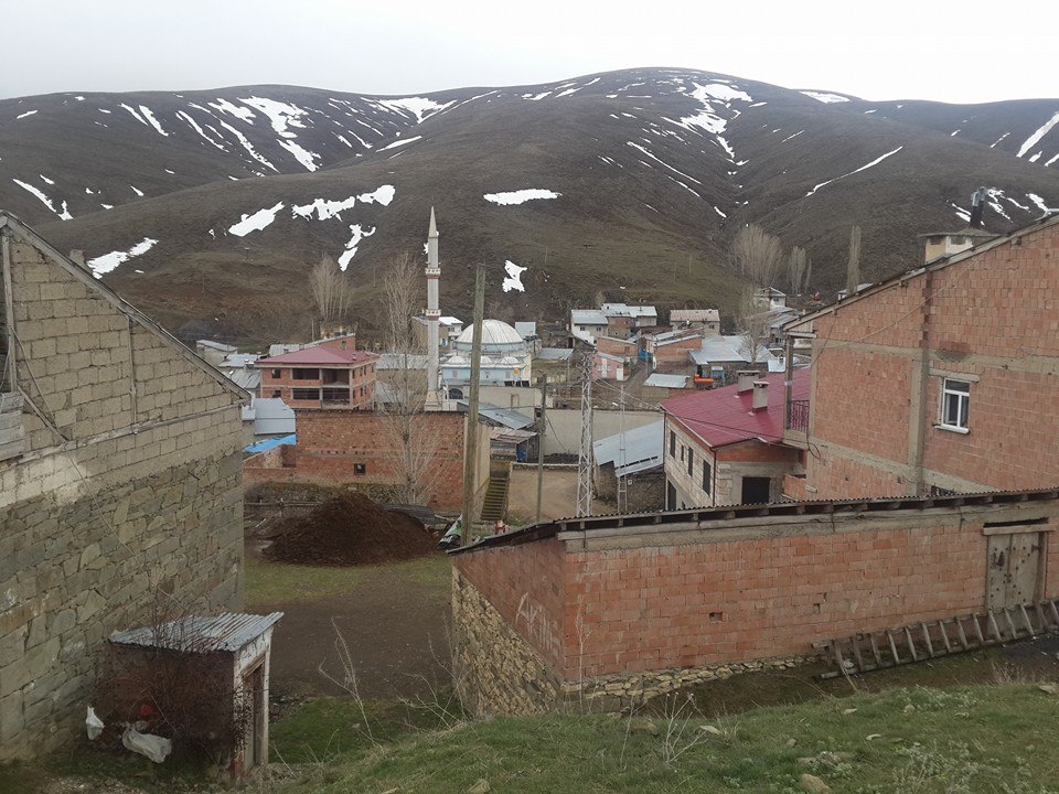 Örence Köyü (Everek)