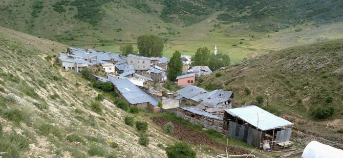 Sarıhan Köyü (Haho)