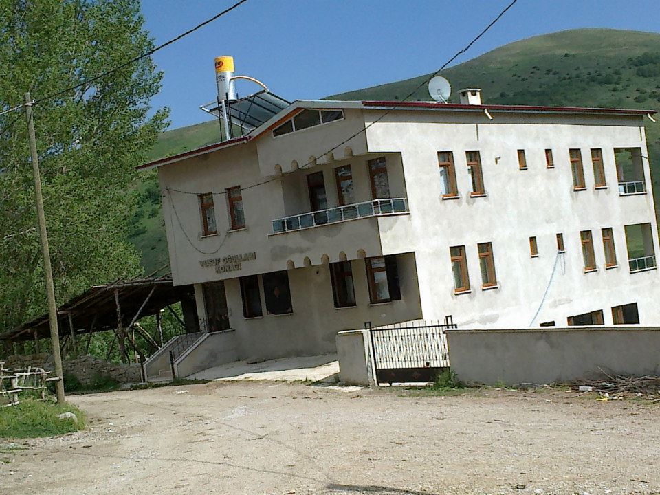 Sarıhan Köyü (Haho)