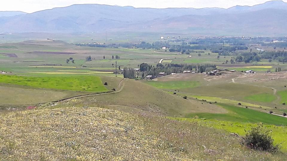 Taşkesen Köyü (Hınzeverek)