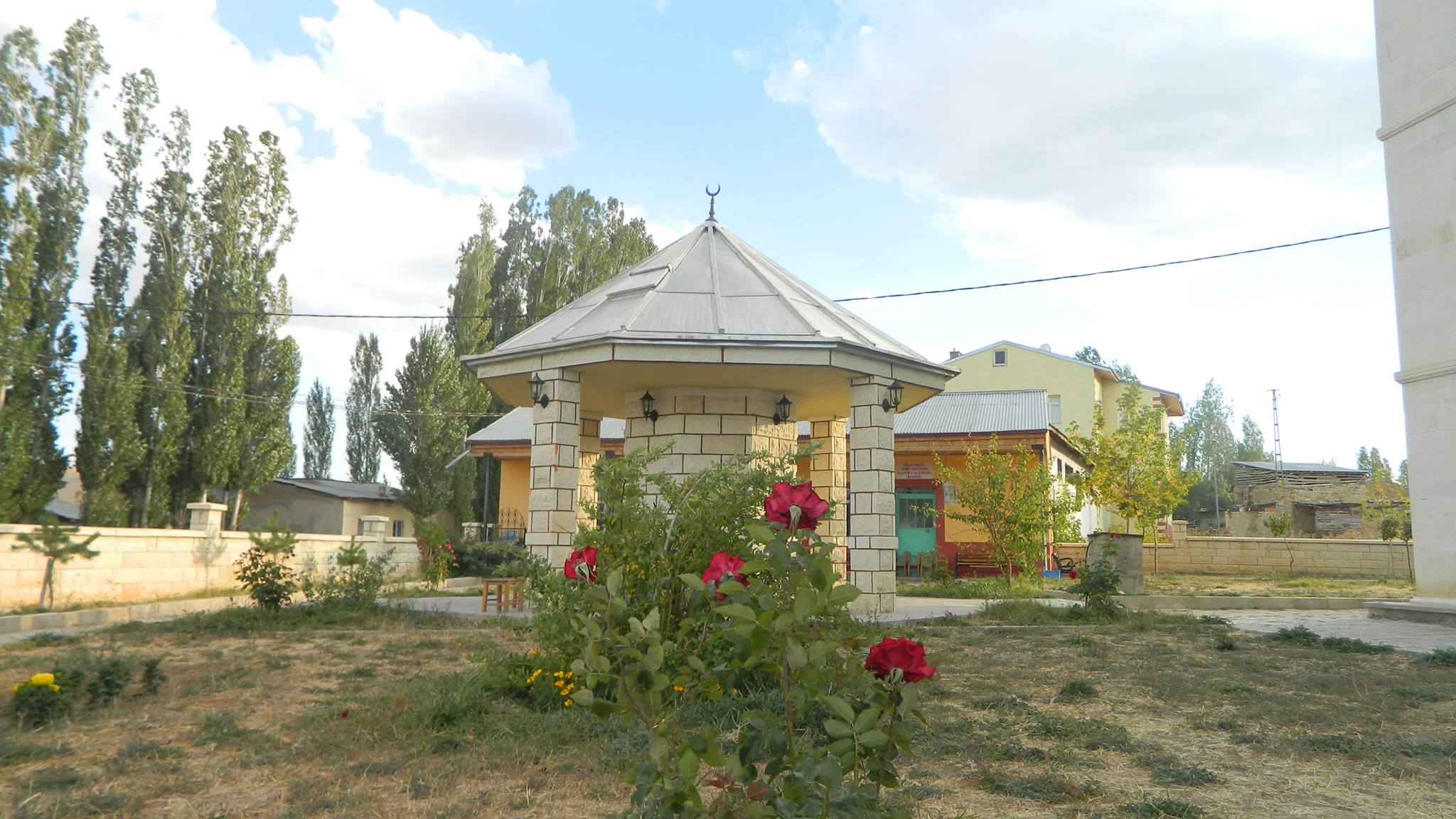 Uğrak Köyü (Varzahan)