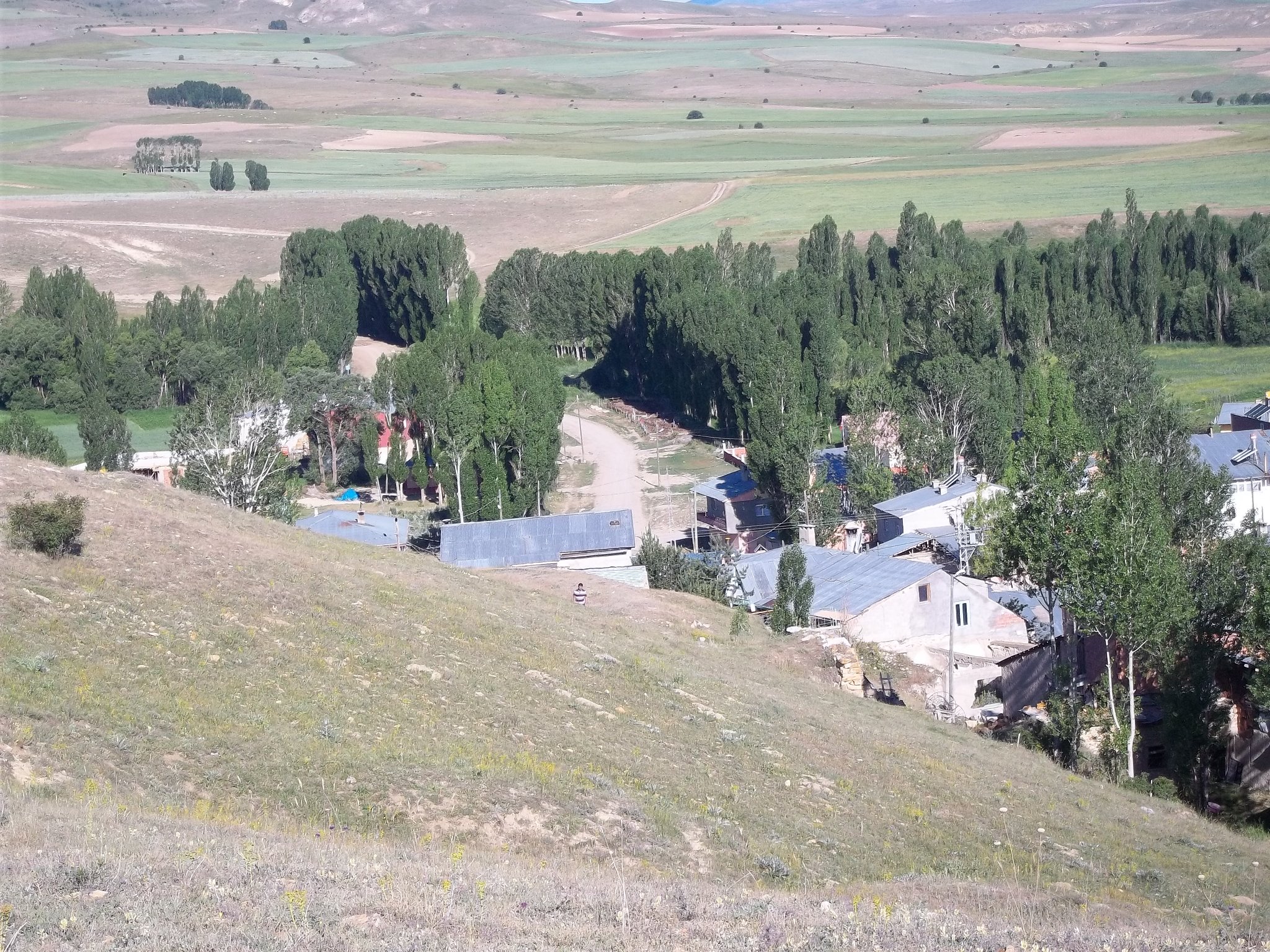 Yolaltı Köyü (Zahzık)