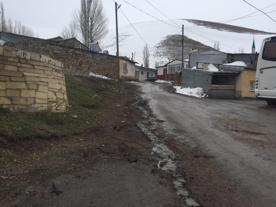 Yukarı Kışlak Köyü (Yukarı Kışlak)