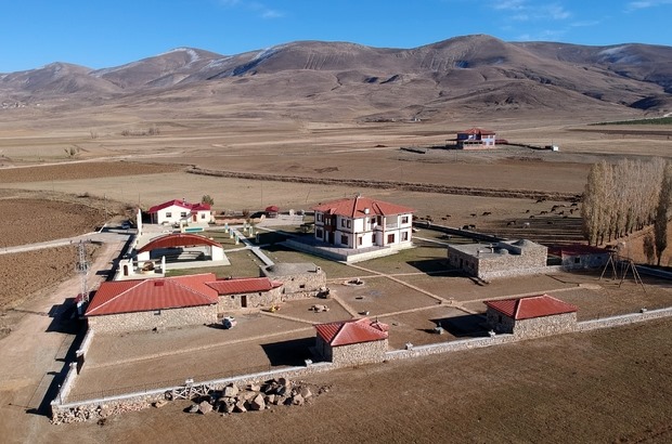 Beşpınar Köyü (Yukarı Loru)
