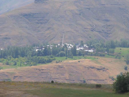 Bayraktar Köyü (Baksı)