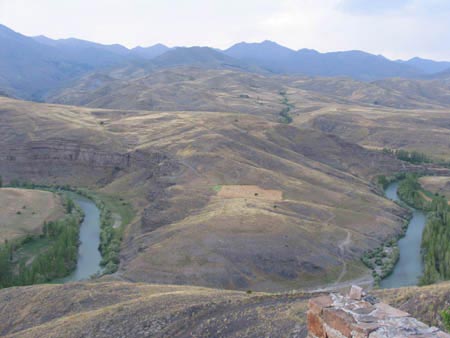 Bayraktar Köyü (Baksı)