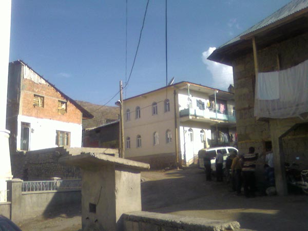 Bayraktar Köyü (Baksı)