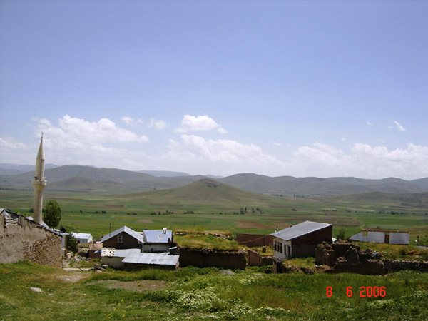 Bayrampaşa Köyü (Hığnı)