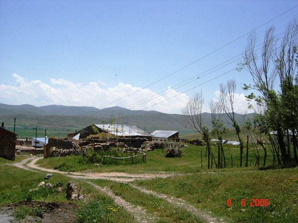 Bayrampaşa Köyü (Hığnı)