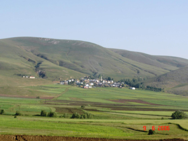 Bayrampaşa Köyü (Hığnı)