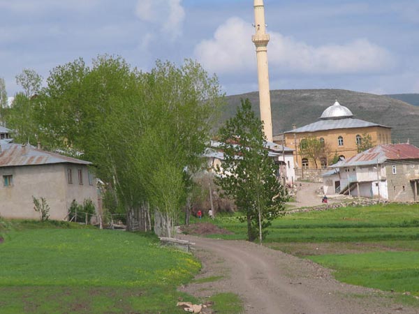 Çayırözü Köyü (Ağunsos)