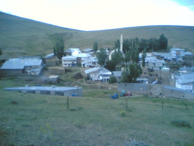Göldere Köyü (Cemele)