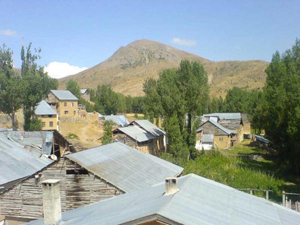 Pamuktaş Köyü (Ermene)