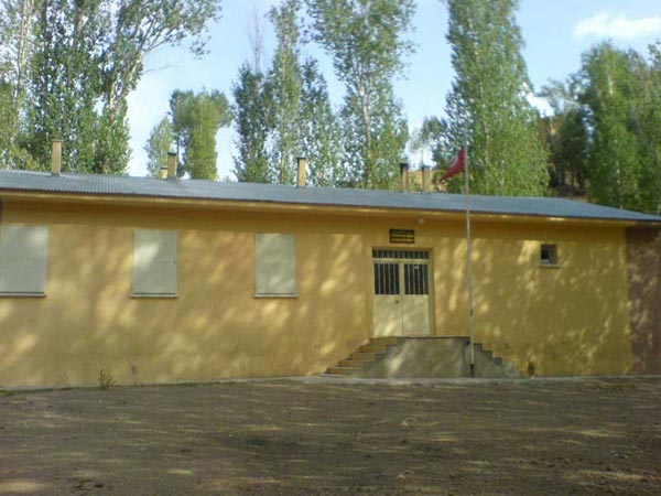 Pamuktaş Köyü (Ermene)