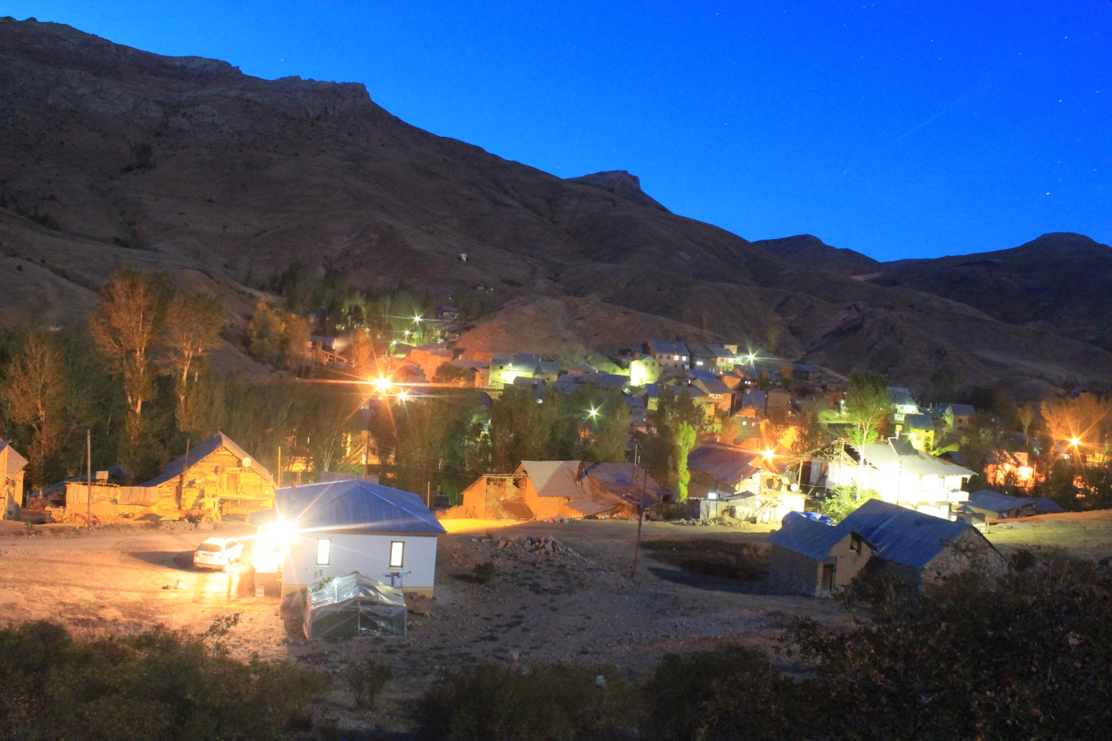 Pamuktaş Köyü (Ermene)