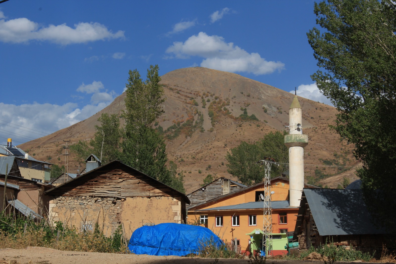Pamuktaş Köyü (Ermene)