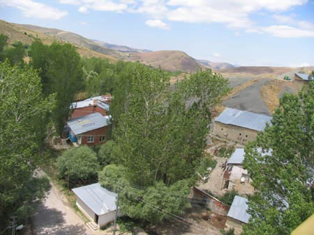 Taht Köyü (Taht)