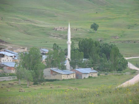 Taşcılar Köyü (Tahbur)