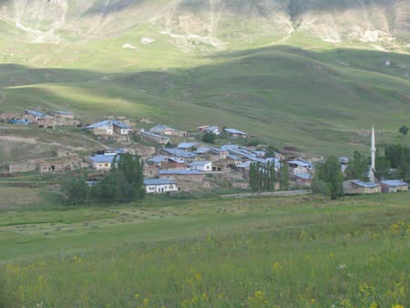 Taşcılar Köyü (Tahbur)