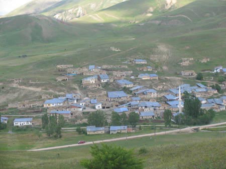 Taşcılar Köyü (Tahbur)