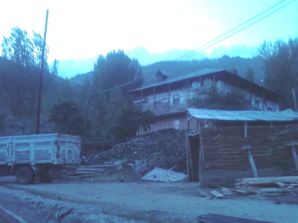 Armutlu Köyü (Armutlu)