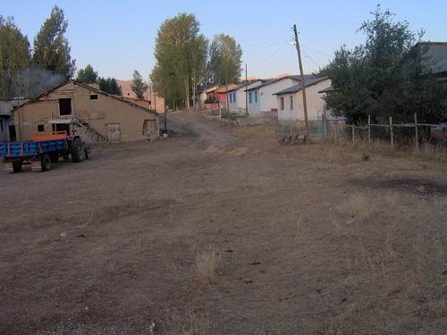 Kıratlı Köyü (Heroltu)