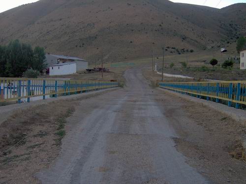Kıratlı Köyü (Heroltu)