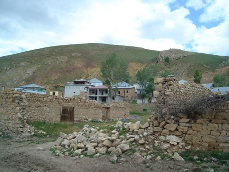 Nişantaşı Köyü (Osluk)