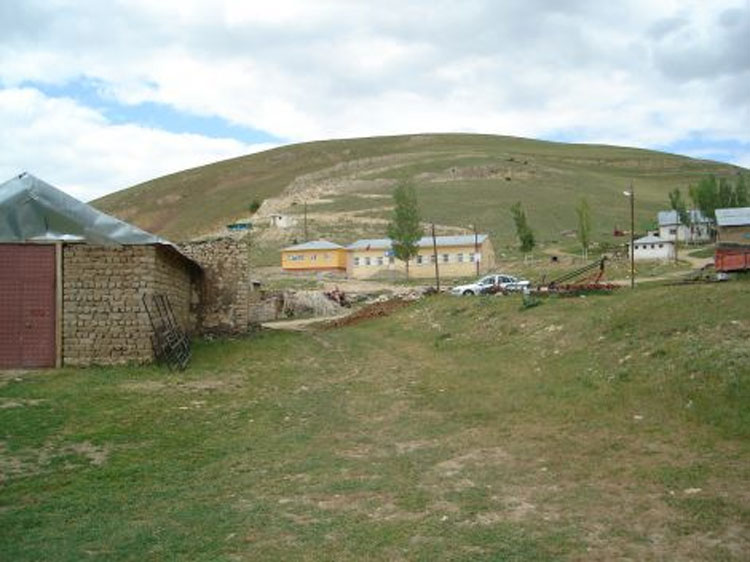 Nişantaşı Köyü (Osluk)