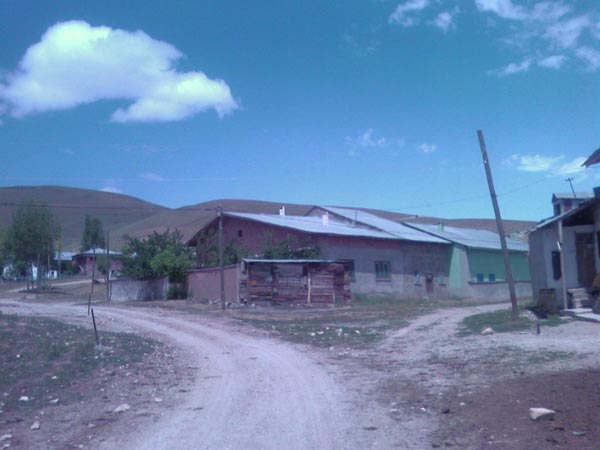 Yukarı Kırzı Köyü (Yukarı Kırzı)