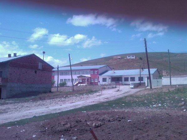 Yukarı Kırzı Köyü (Yukarı Kırzı)