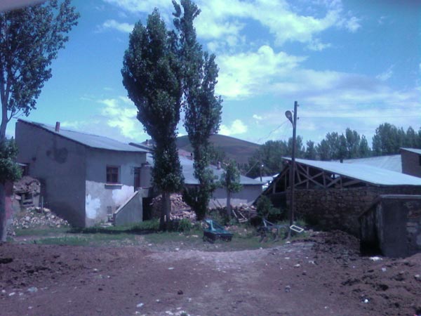 Yukarı Kırzı Köyü (Yukarı Kırzı)