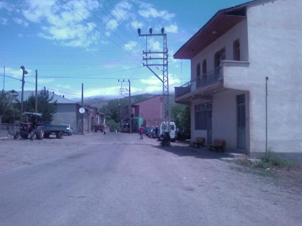 Yukarı Kırzı Köyü (Yukarı Kırzı)